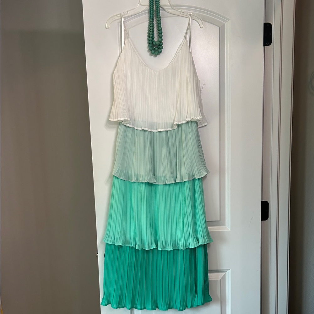 She + Sky Elegant White Green Tiered Dress
